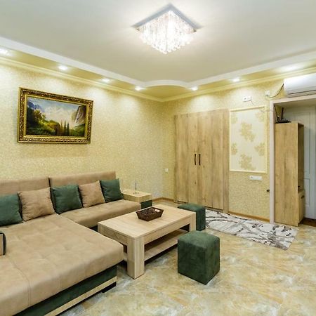 "Stella Artois"- Apartamento Tbilisi Exterior foto