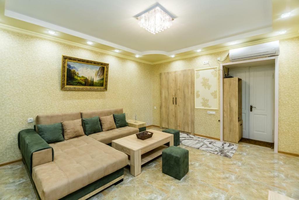 "Stella Artois"- Apartamento Tbilisi Exterior foto