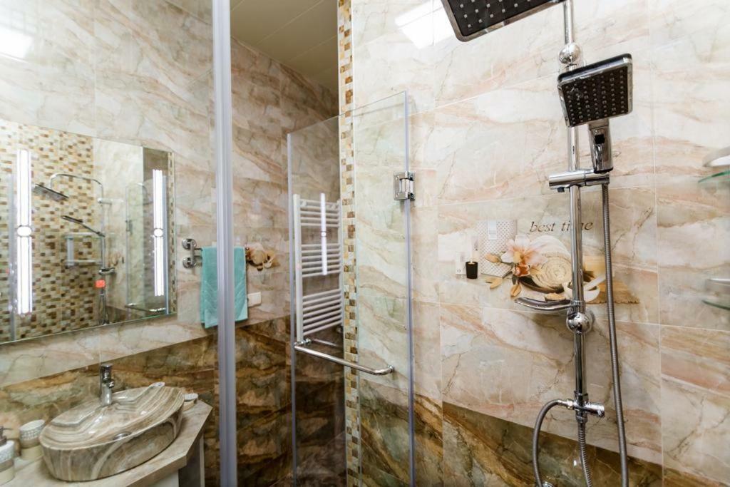 "Stella Artois"- Apartamento Tbilisi Exterior foto