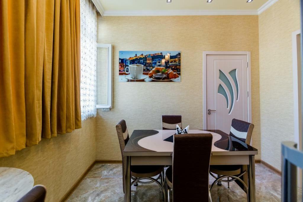 "Stella Artois"- Apartamento Tbilisi Exterior foto